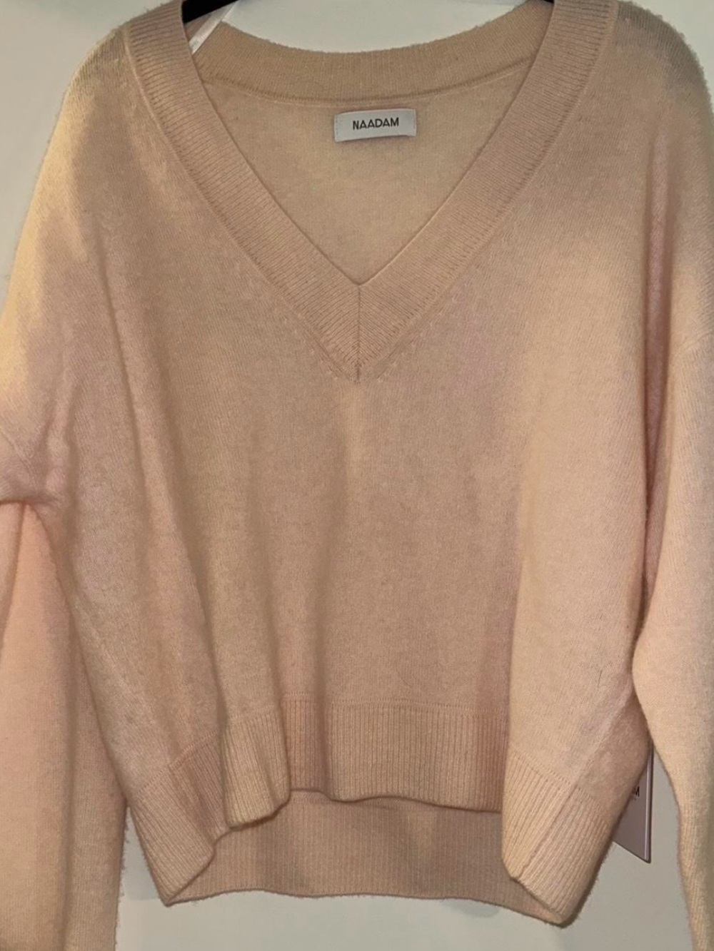 NAADAM V-Neck Cashmere Sweater in Light Blush